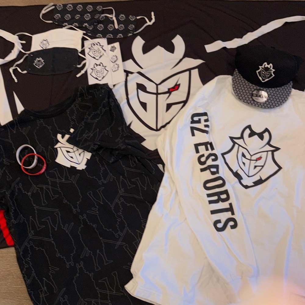 G2 Esports FAN KIT- 2 shirts,hat,banner,2pins,4 masks,2wrist bands,stickers